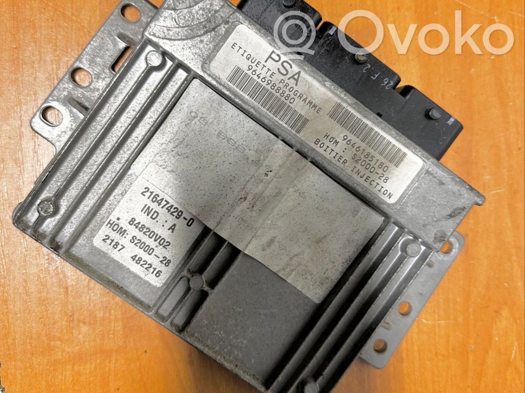 Engine control unit/module   216474290,84820V02,9646988880