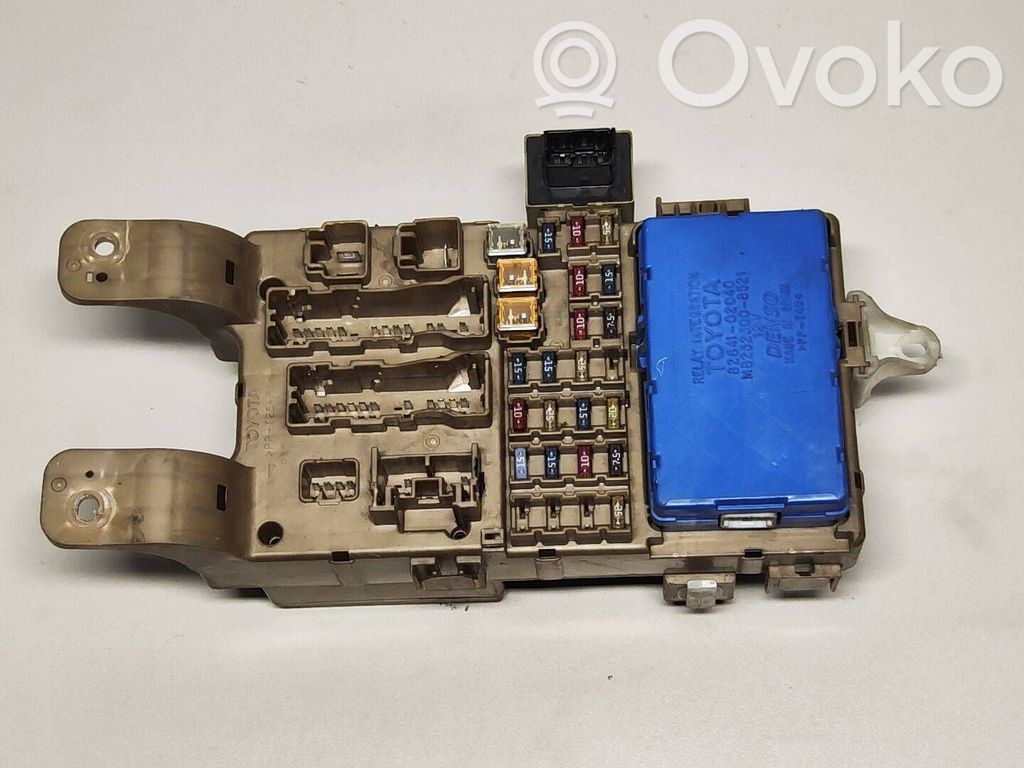 Sulakemoduuli   8264102040,MB2323008521
