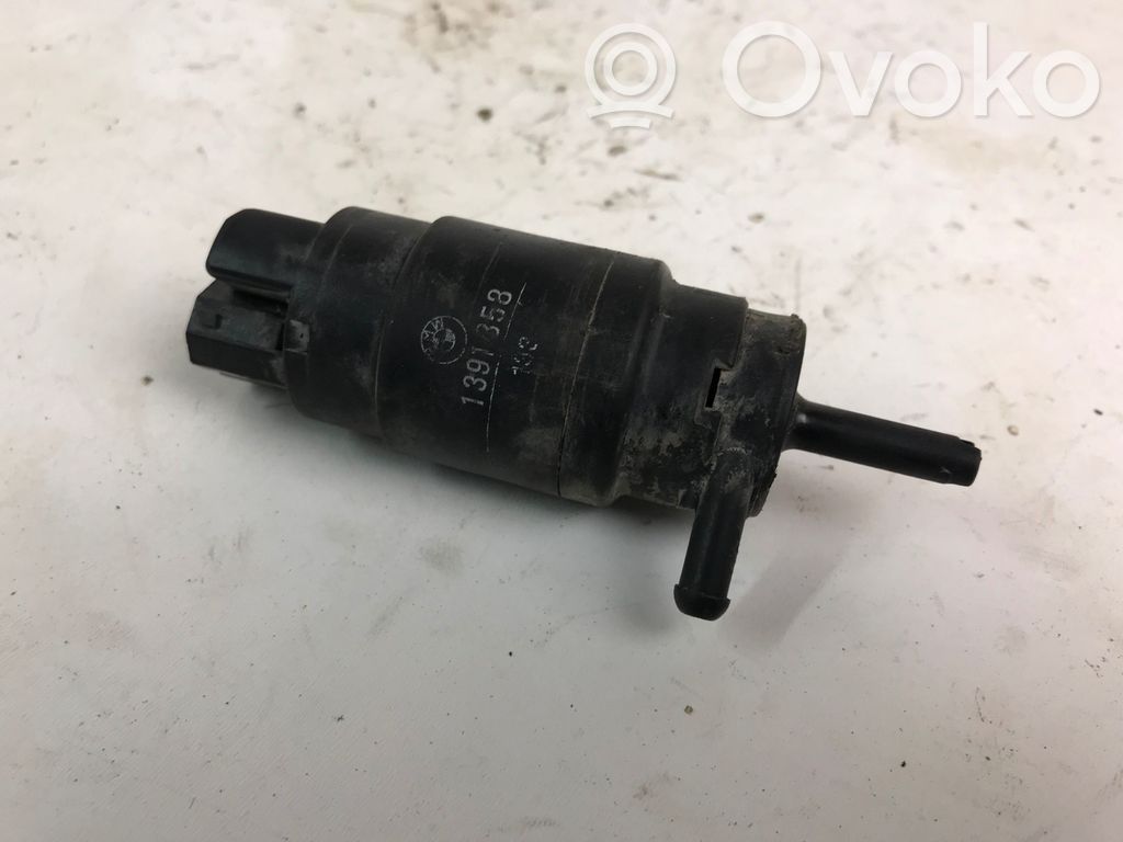 Windscreen/windshield washer pump   1391358,61661380068,001380135,1378199,1380068