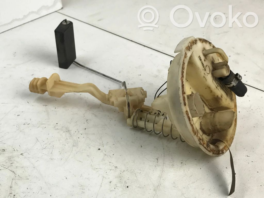 BMW 5 E39 Fuel level sensor 