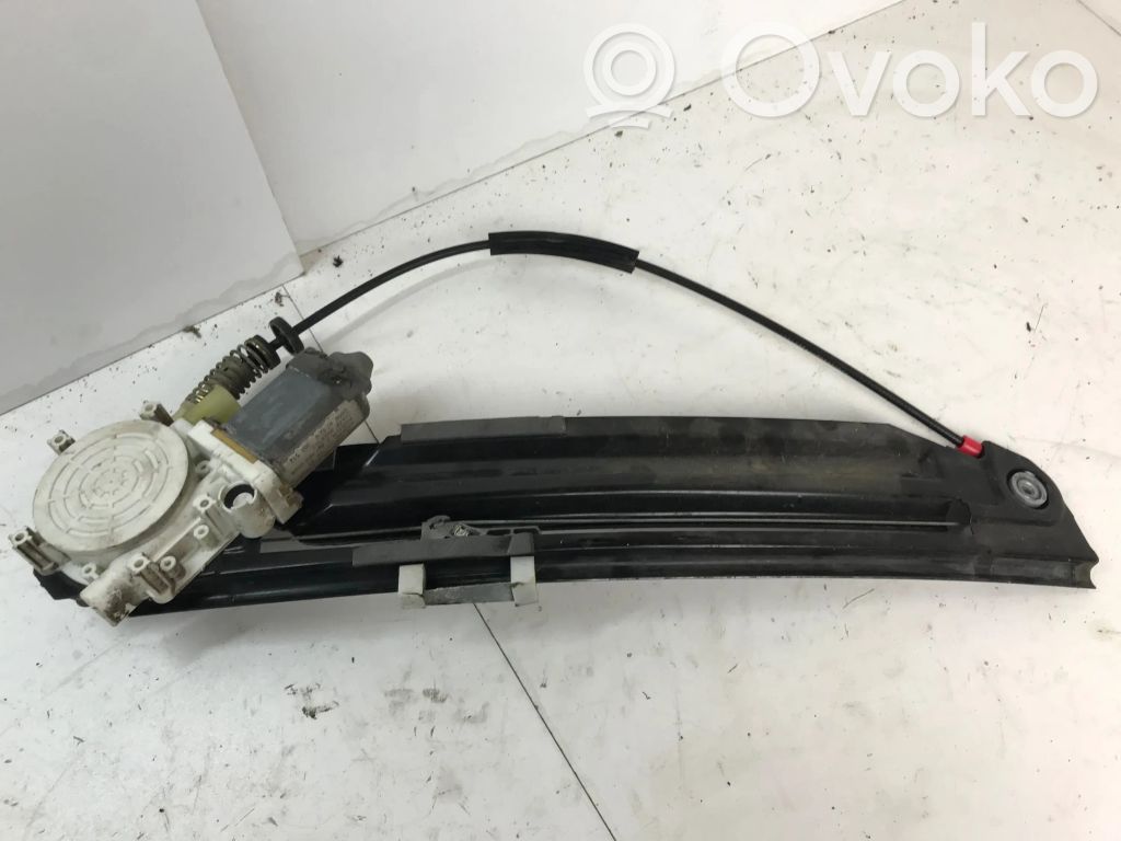 BMW 5 E39 Silniczek podnoszenia szyby drzwi tylnych 