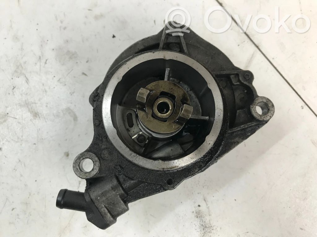BMW X5 E53 Vacuum pump 