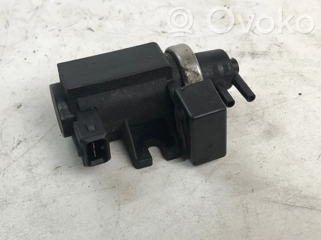 Valve vacuum   2247906,72279600,03T281