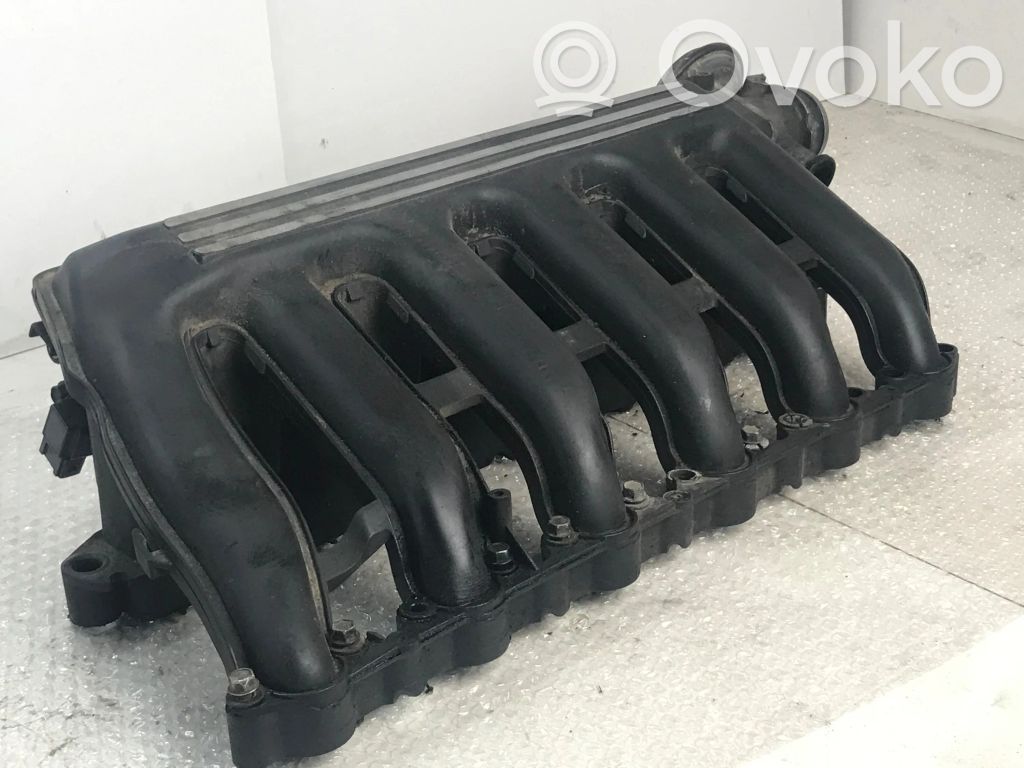 BMW 5 E39 Kolektorius įsiurbimo 