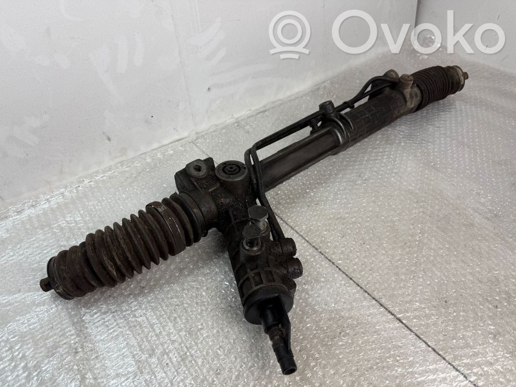 BMW 5 E39 Vairo kolonėle 
