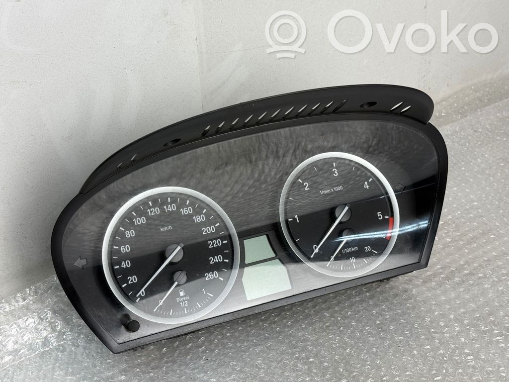 BMW 5 E60 E61 Speedometer (instrument cluster) 