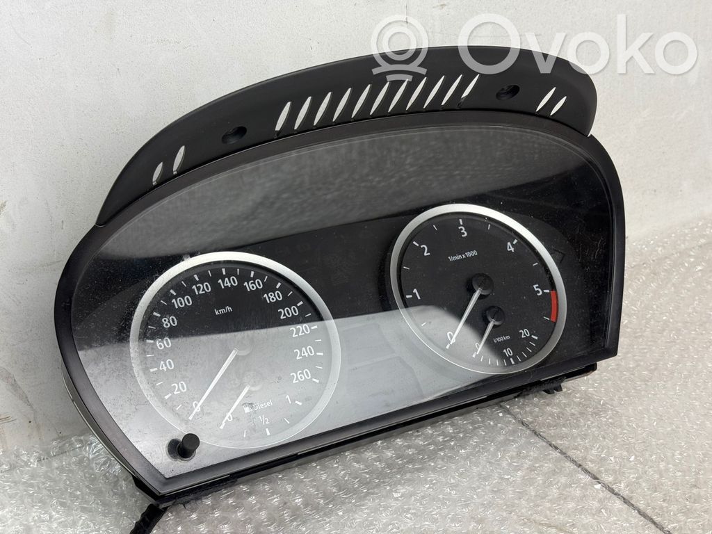 BMW 5 E60 E61 Speedometer (instrument cluster) 