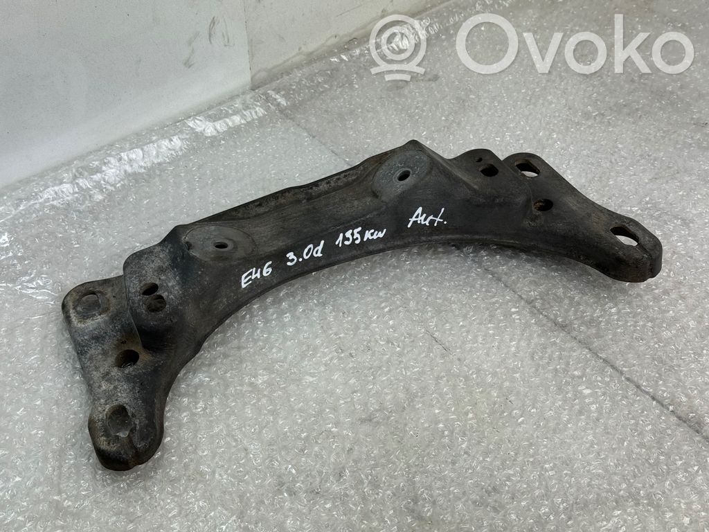 BMW 3 E46 Gearbox mounting bracket 