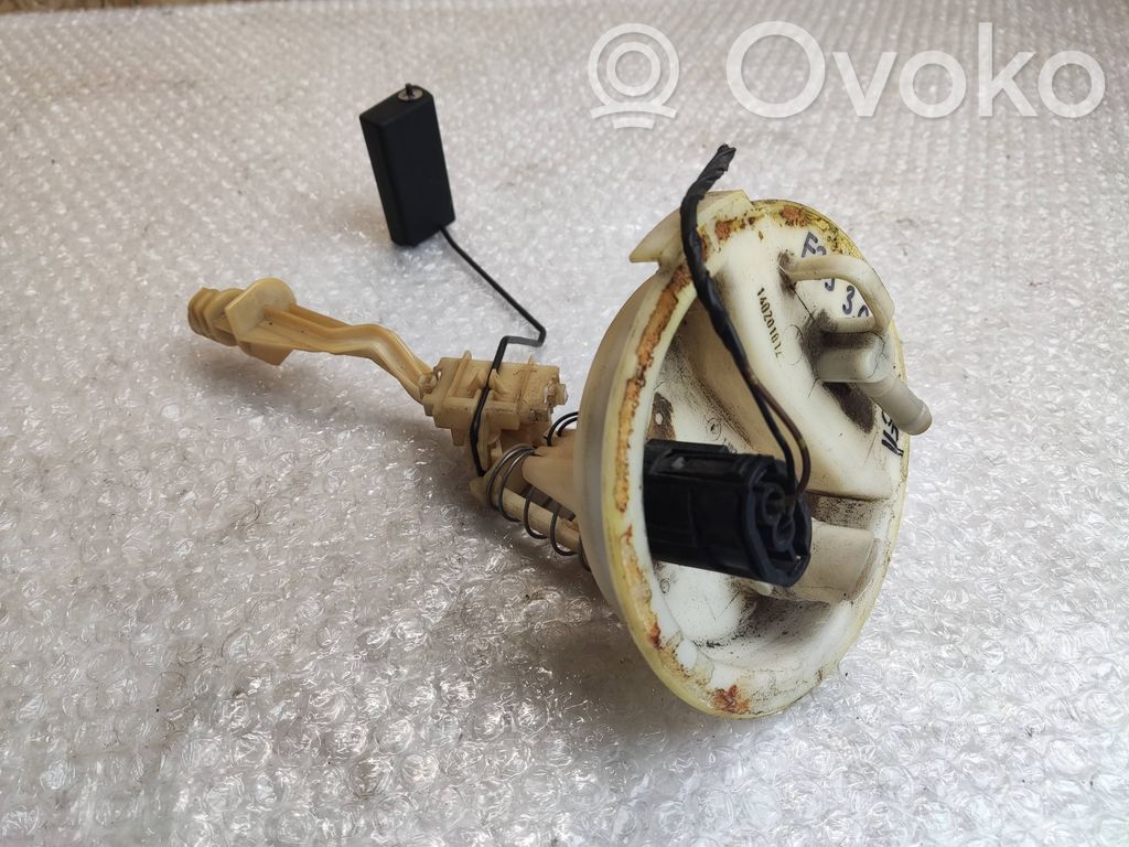 BMW 5 E39 Fuel level sensor 