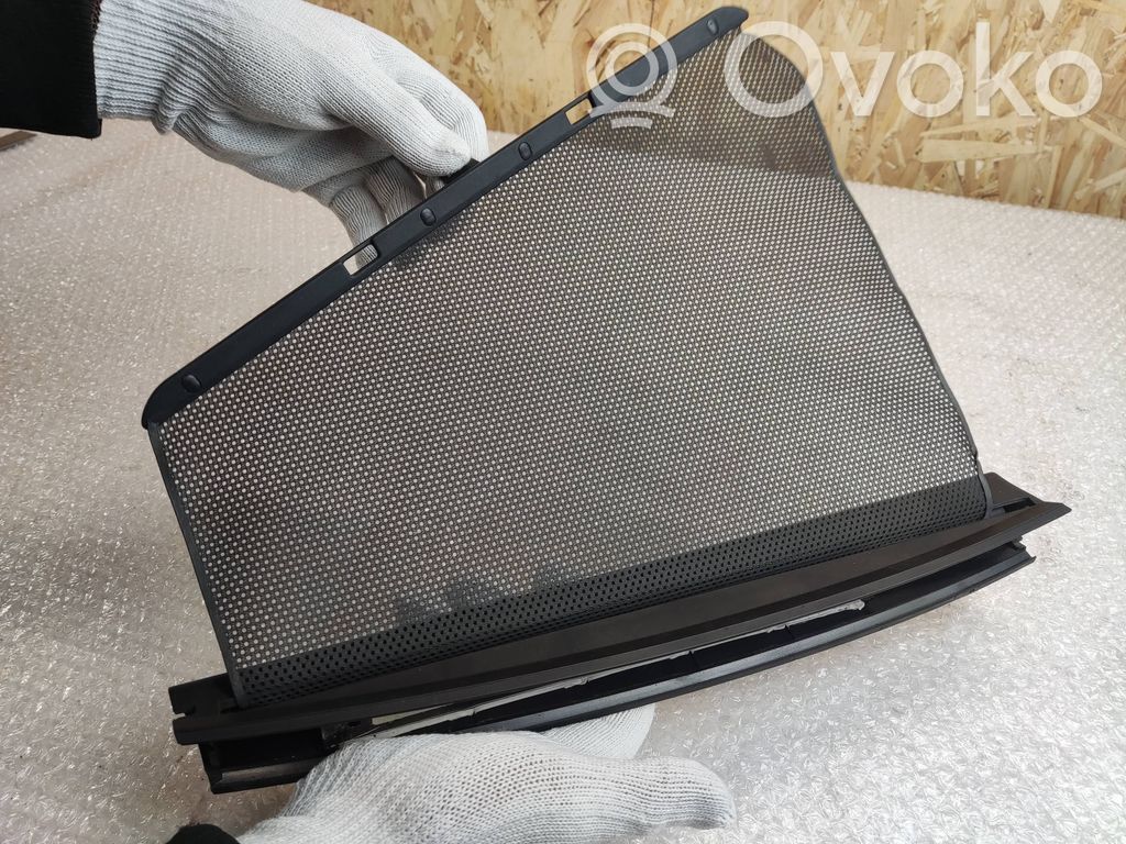 BMW 5 E39 Zasłona przeciwsłoneczna / Zasłona szyby drzwi tylnych 