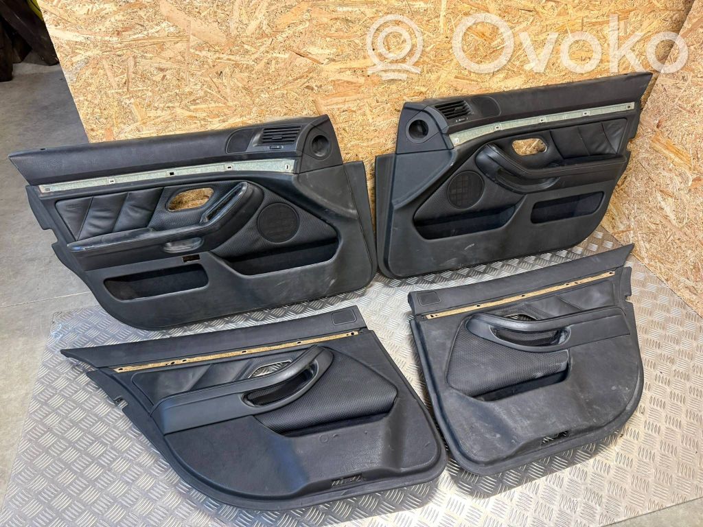 BMW 5 E39 Durvju dekoratīvās apdares komplekts 