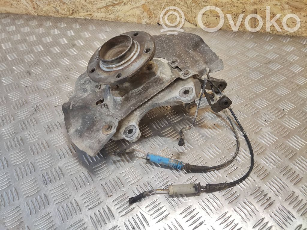 BMW 5 E60 E61 Priekinė stebulė 