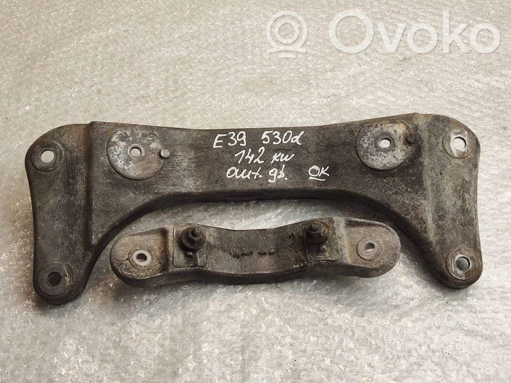 BMW 5 E39 Gearbox mounting bracket 