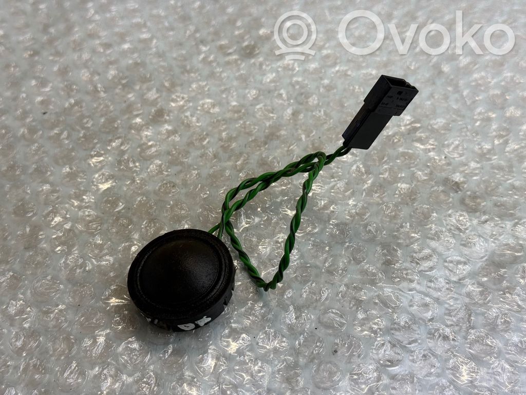 Altavoz de la puerta trasera   8362541