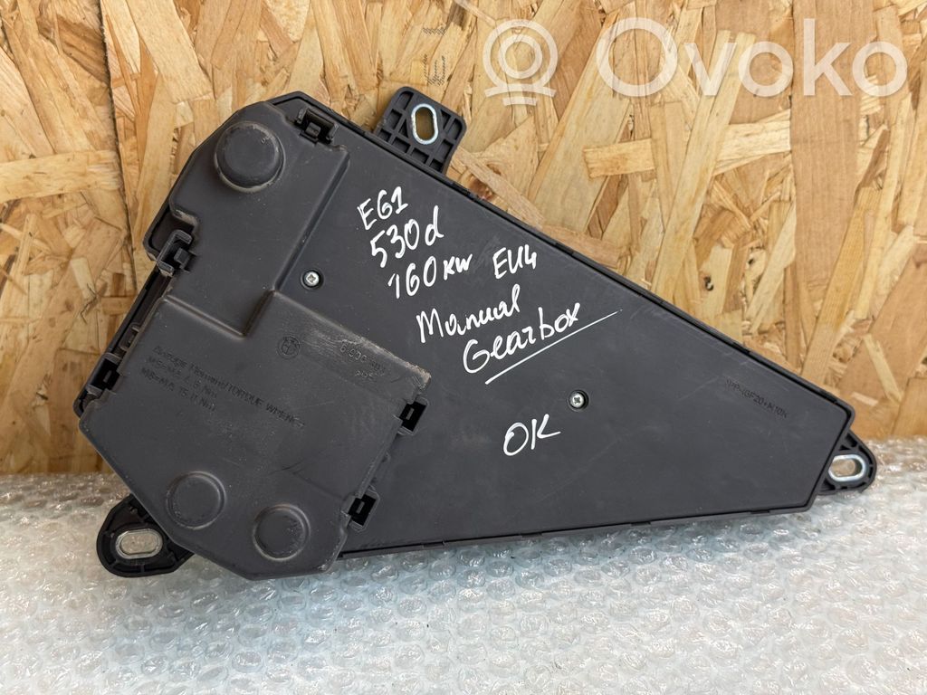 Sulakemoduuli   6906588,518811062