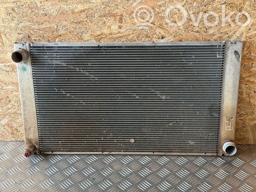 BMW 5 E60 E61 Coolant radiator 