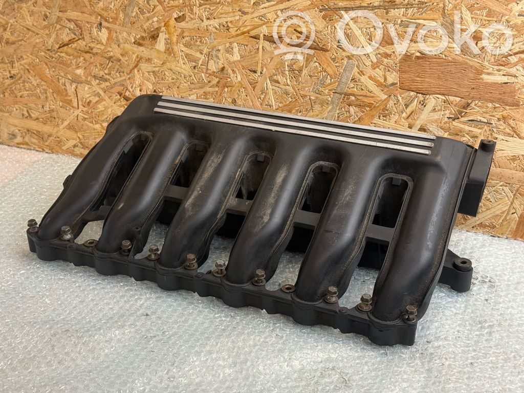 BMW 5 E39 Intake manifold 