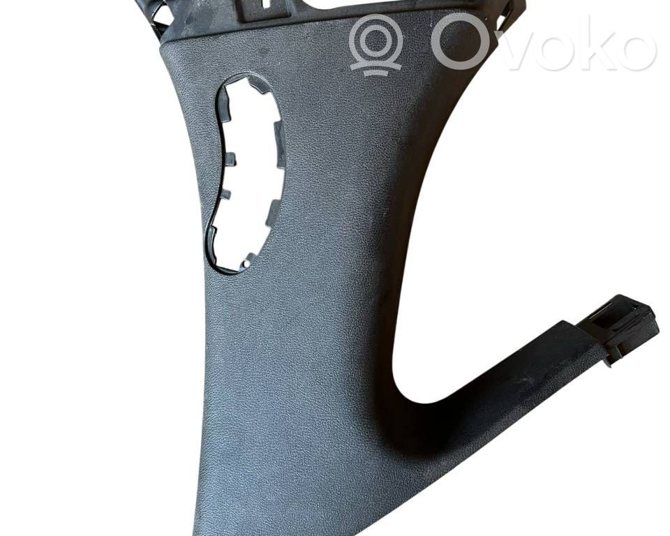 Dodge Durango III (C) pillar trim 