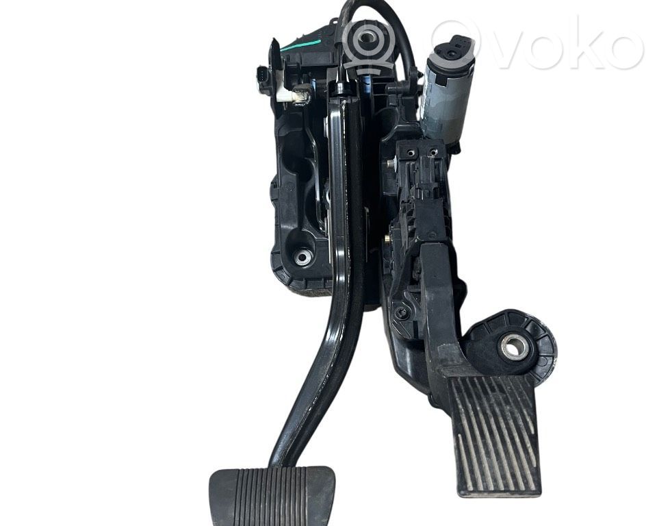 Conjunto de pedal   68267286AB,P68437179AF,68267286A,05102023,051023,1020741,68267286,68437179AF,P68437179,P68437179A,T202293A0740,T2Q2293A0740