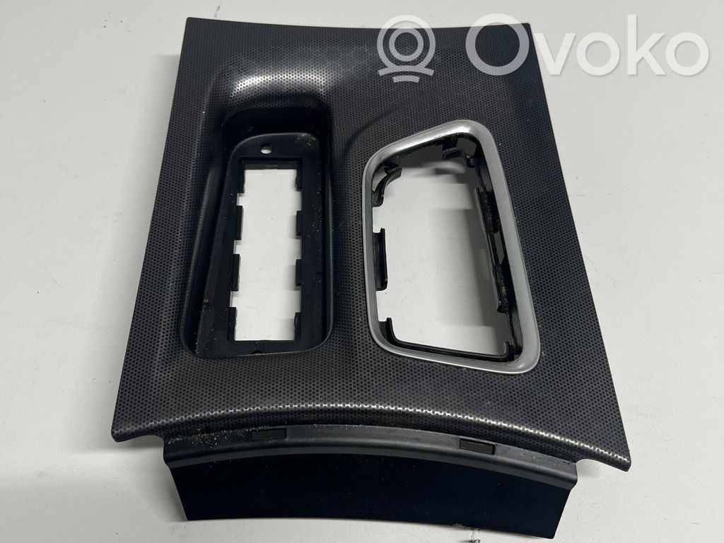 Ramka drążka zmiany biegów   5VF52AAAAB,6041110,5VN15DX9AB,H919554