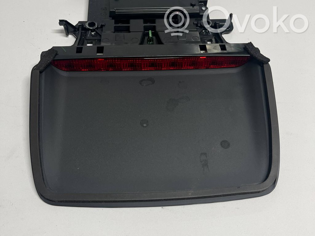 Dodge Charger Third/center stoplight 