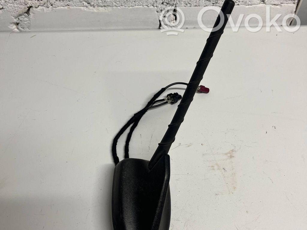 GPS Antenne   MCPT19G461FB,MCP119G461FB