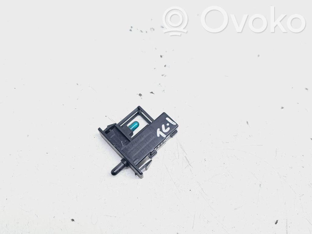 Toyota Corolla Verso AR10 Glove box light 