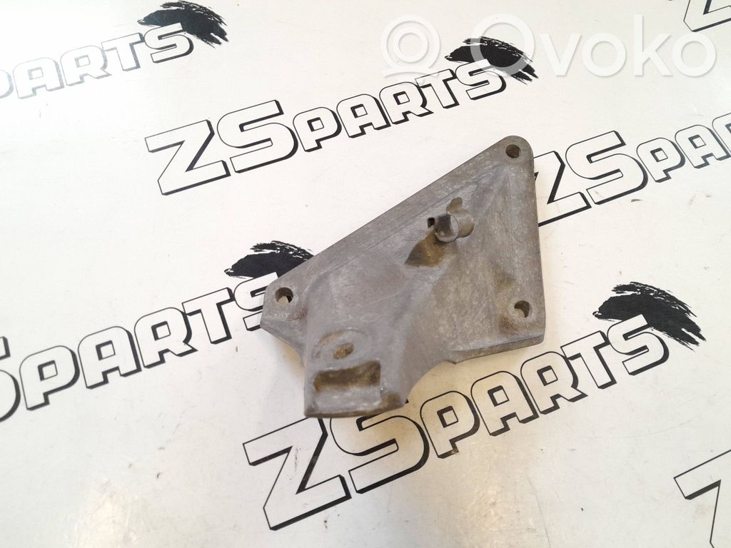 BMW 7 E65 E66 Engine mounting bracket 