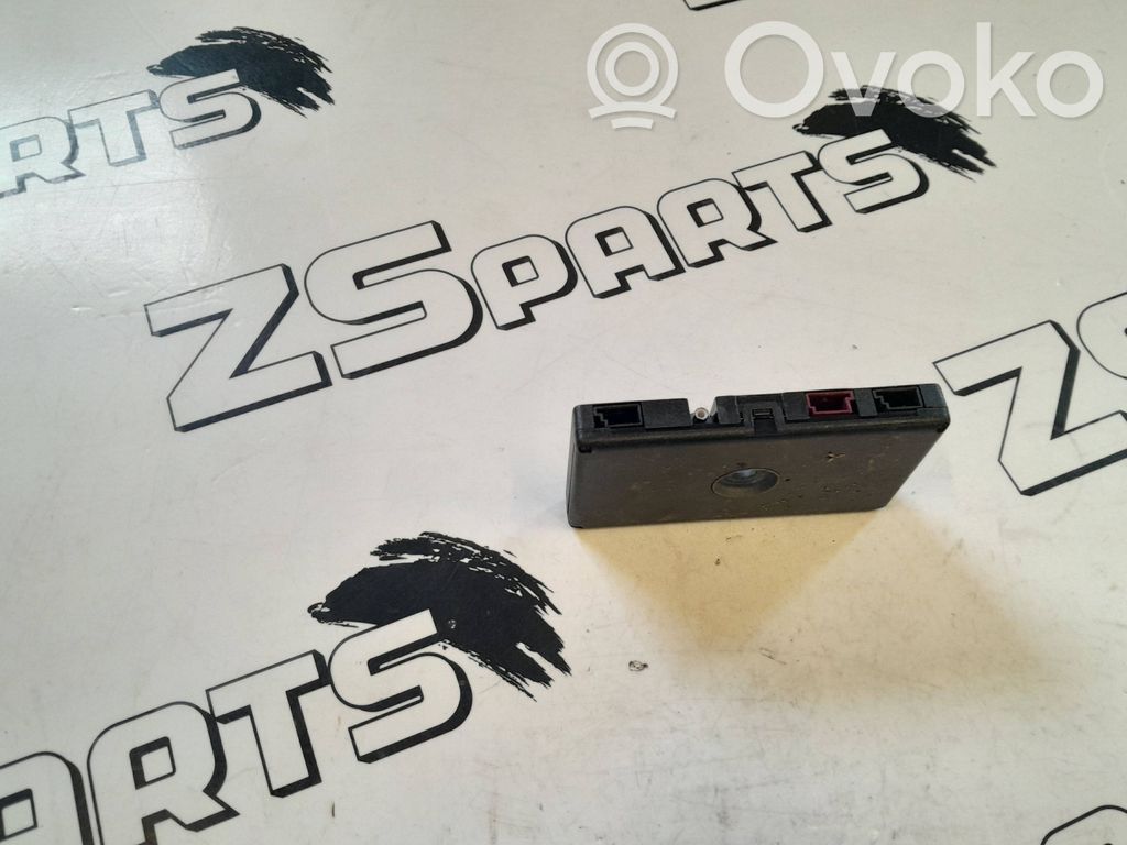 BMW 3 E46 Antenos stiprintuvas 