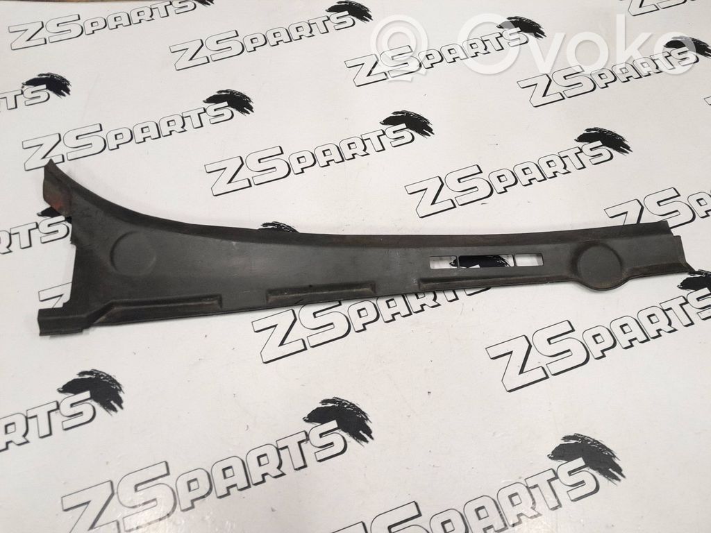 BMW 3 E36 Windshield trim 
