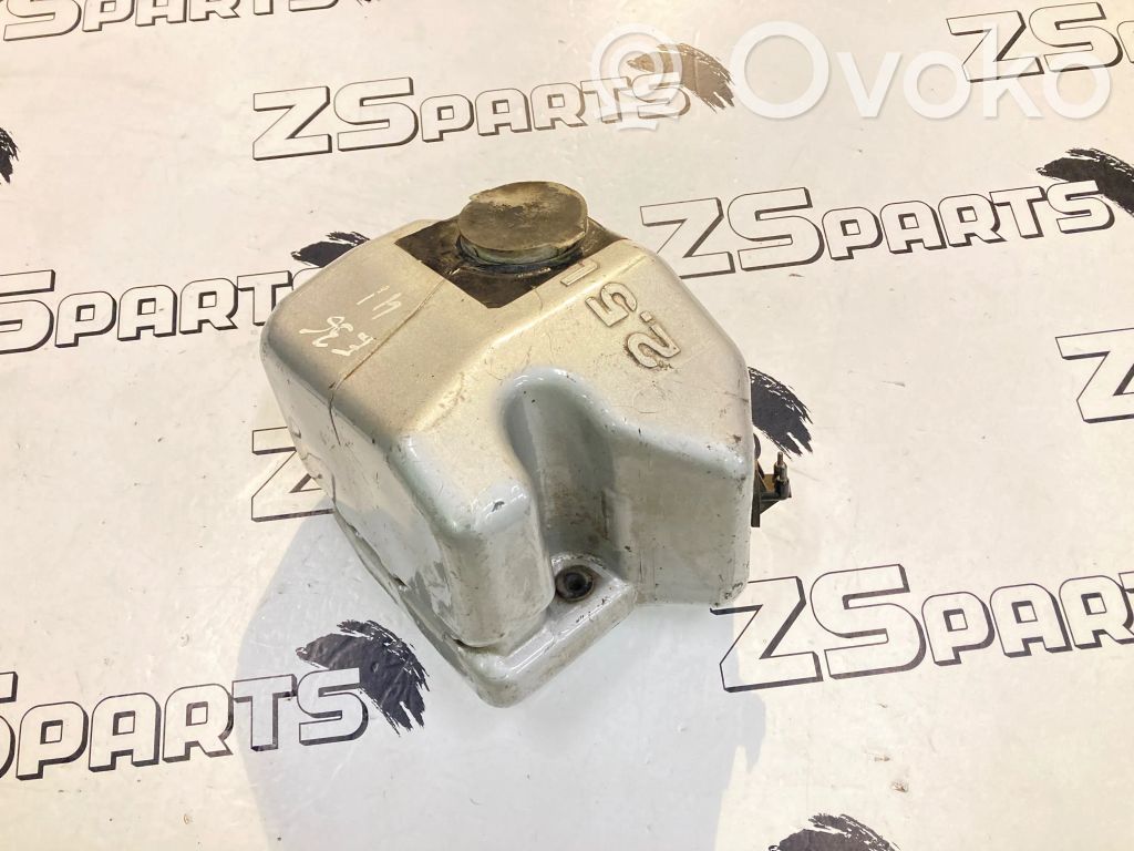 BMW 3 E36 Logu šķidruma tvertne 