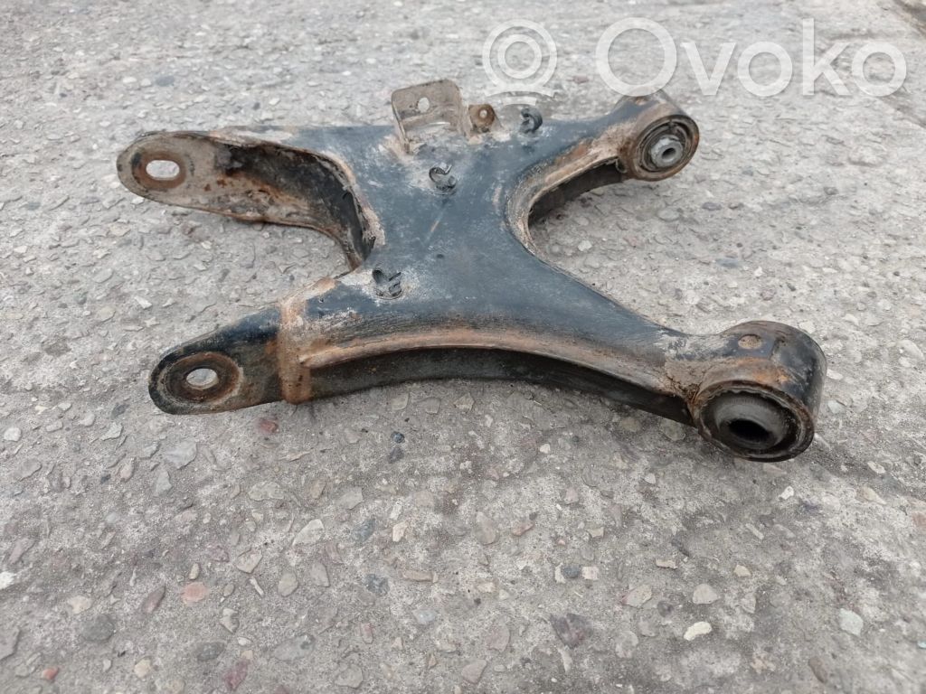 Rear upper control arm/wishbone