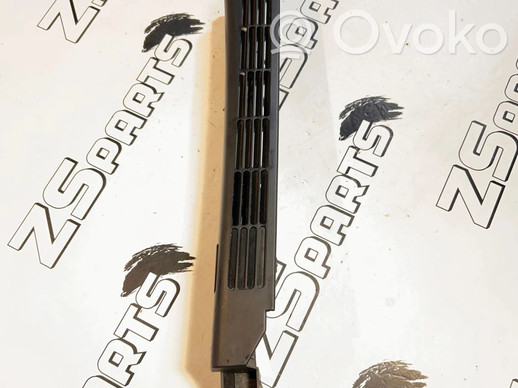 Other trunk/boot trim element   8239432