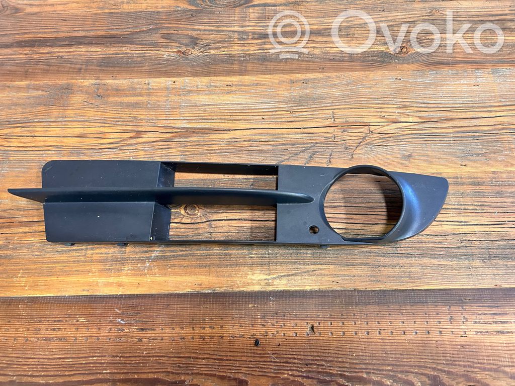 Front fog light trim/grill