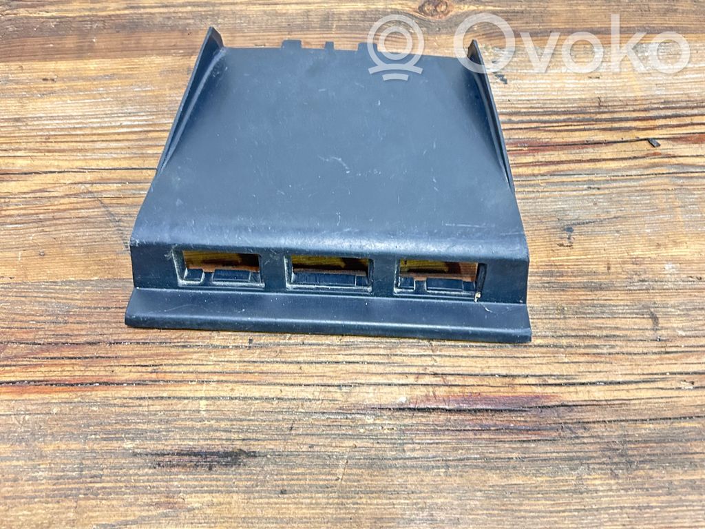 Lexus IS 200-300 Other center console (tunnel) element 