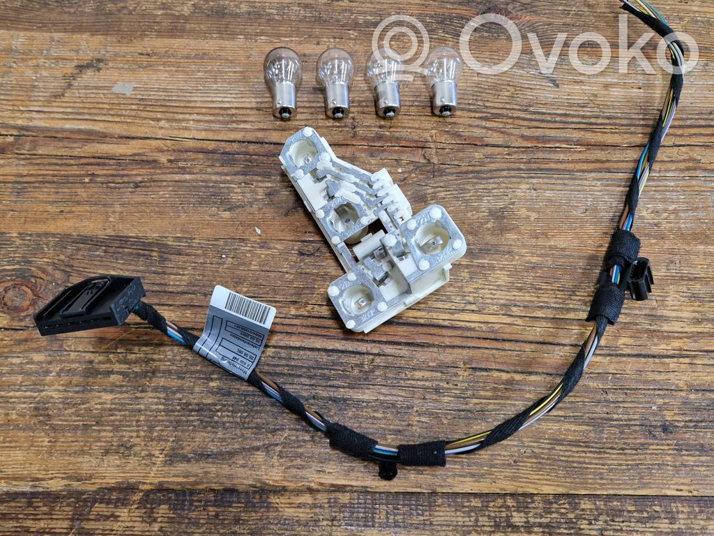 Tail light part   7160075