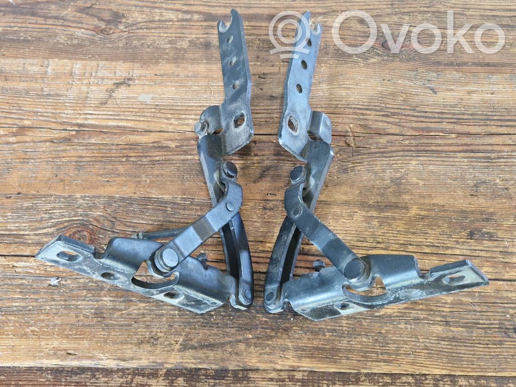 Engine bonnet/hood hinges   41617210671,41617210672,7210671,7210672