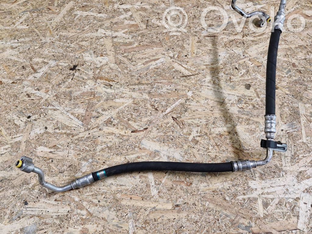 BMW 3 E90 E91 Air conditioning (A/C) pipe/hose 