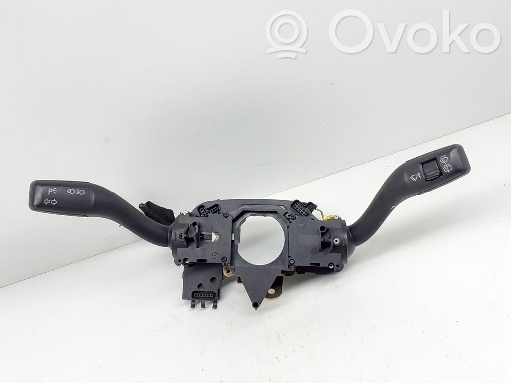Audi A4 S4 B6 8E 8H Interruptor/palanca de limpiador de luz de giro 