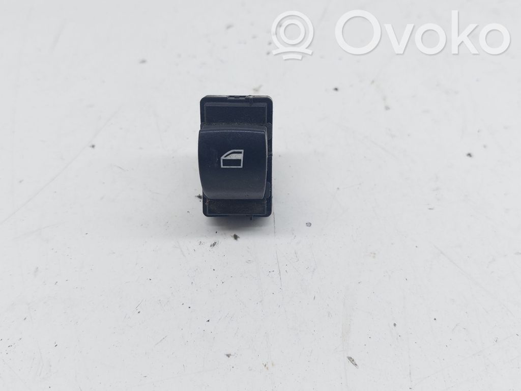 Interruptor del elevalunas eléctrico   692244