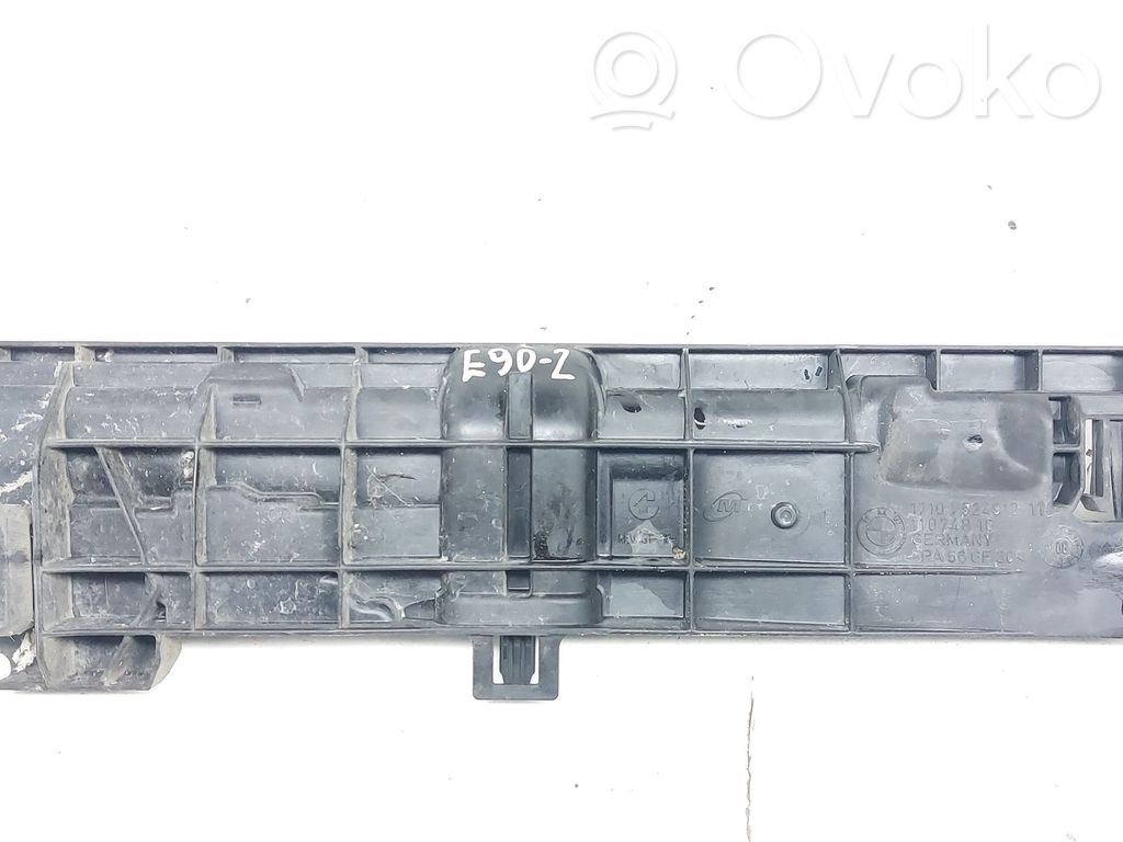 BMW 3 E90 E91 Radiator mount bracket 