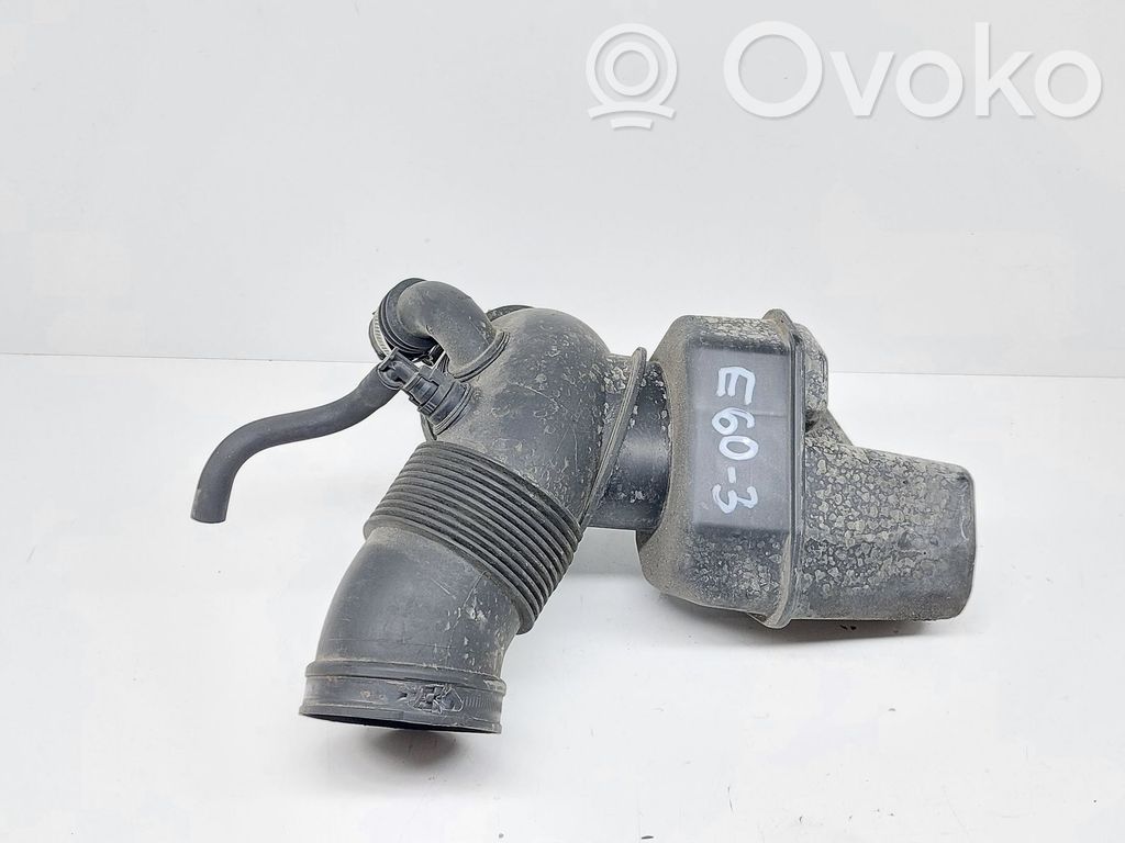 BMW 5 E60 E61 Air intake duct part 