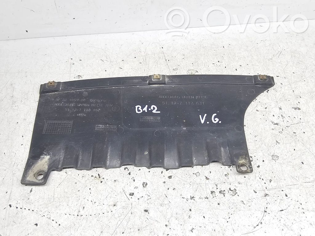 BMW 1 E81 E87 Aizmugurējā bufera apakšas aizsargs 