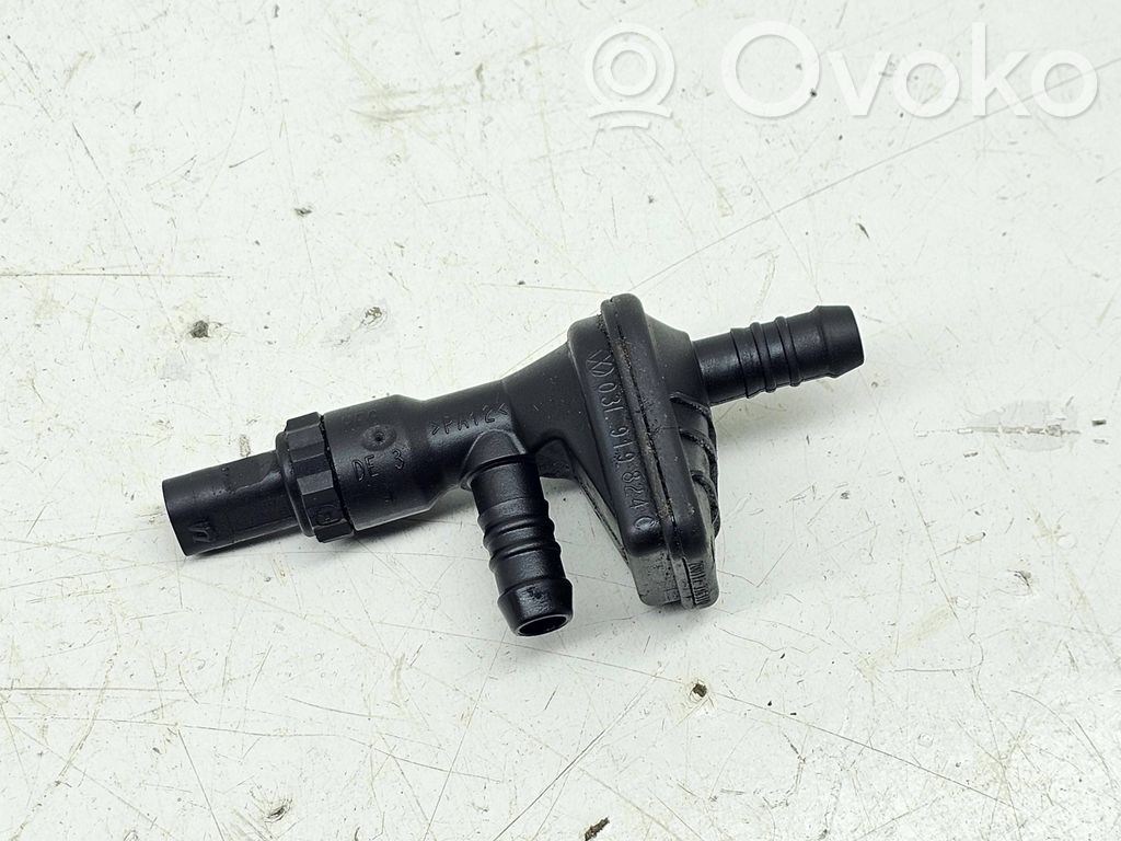 Volkswagen Transporter - Caravelle T5 Sensor de temperatura del combustible 