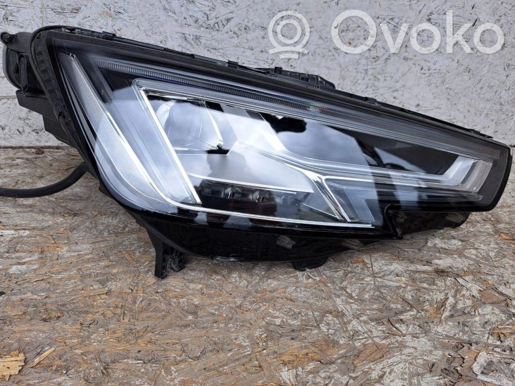 Audi A4 S4 B9 Headlight/headlamp 