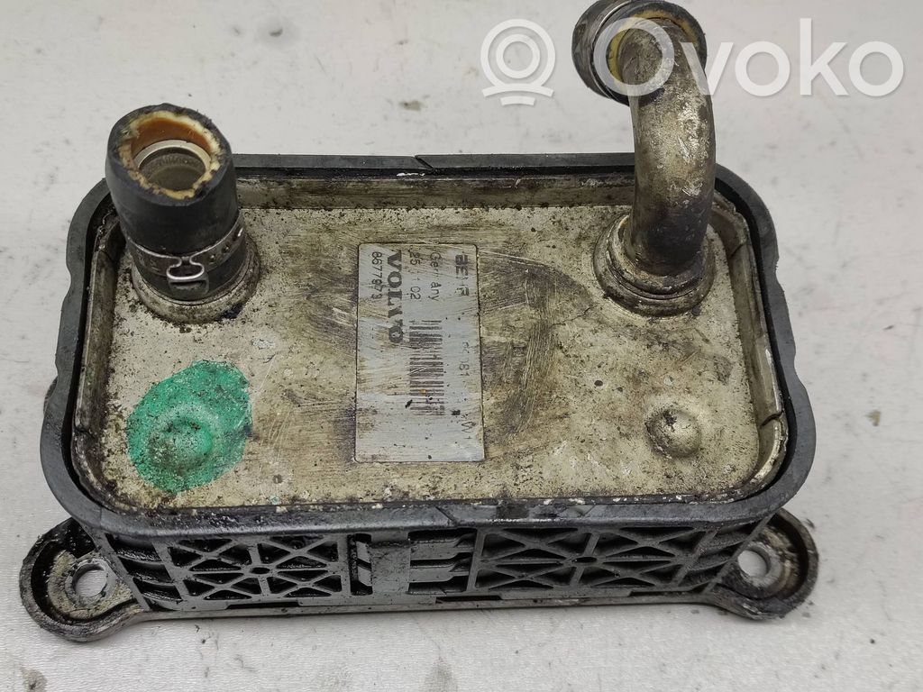 Volvo S60 Oil filter mounting bracket 