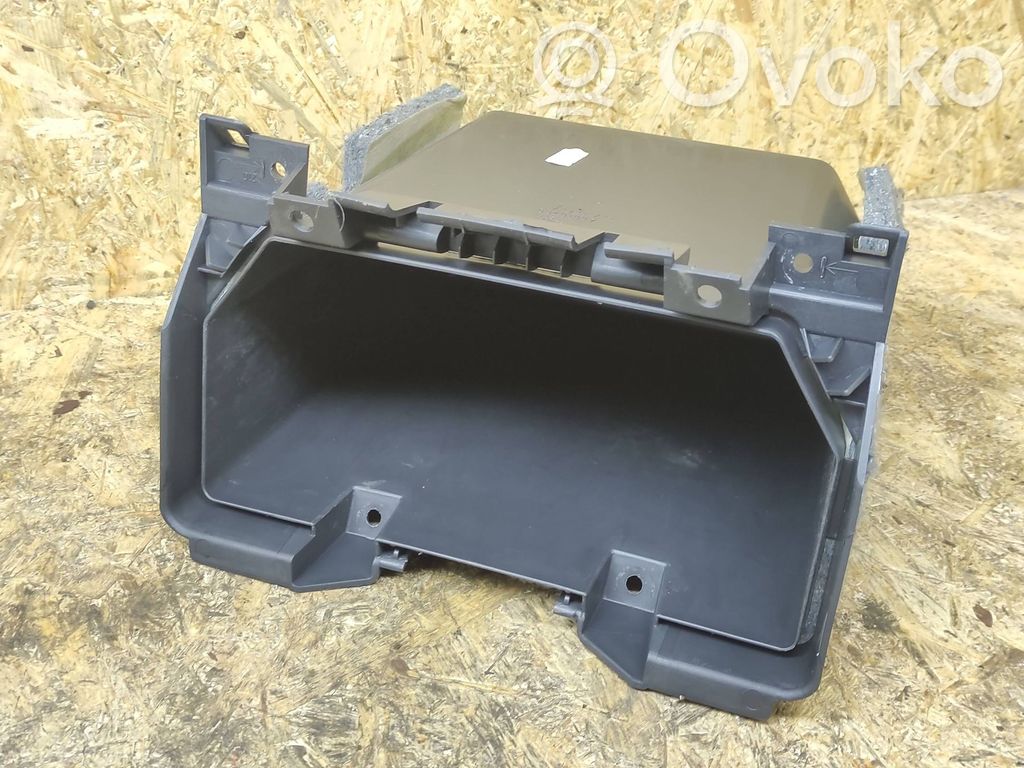 Volvo V50 Kita salono detalė 