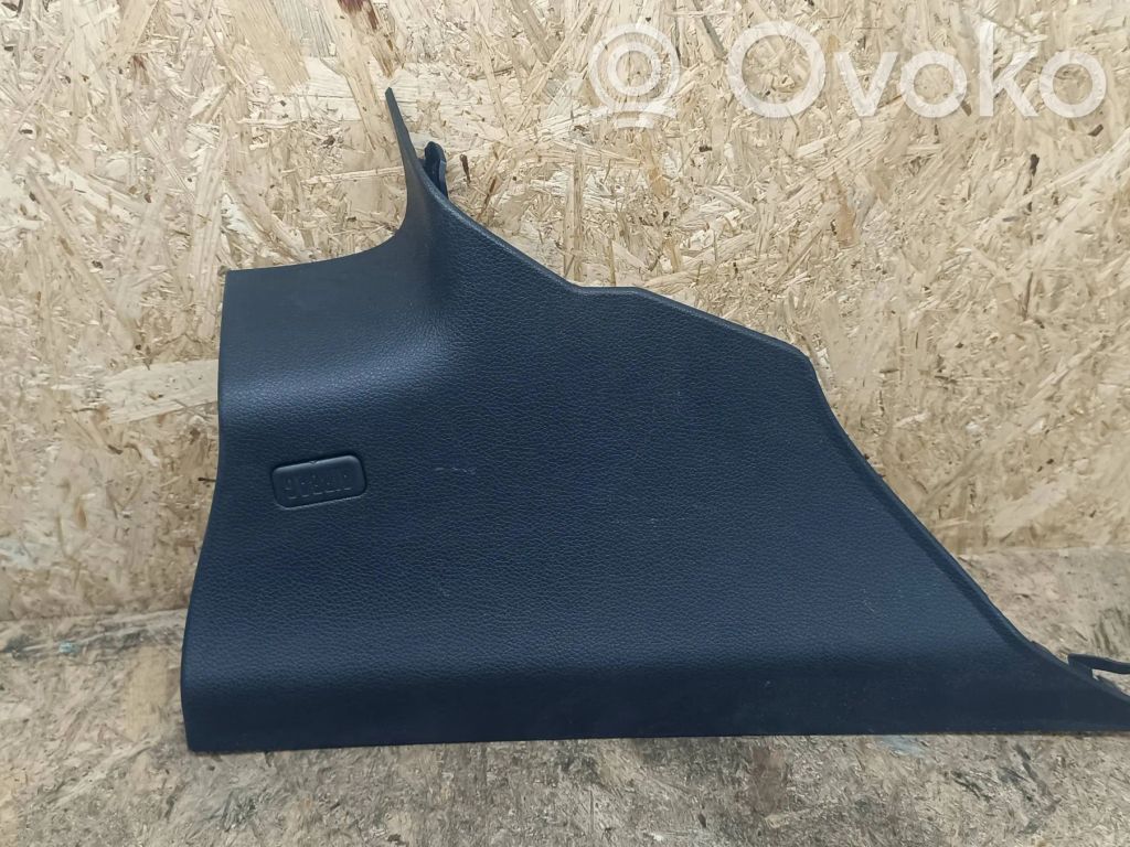 BMW 1 E82 E88 (C) pillar trim 