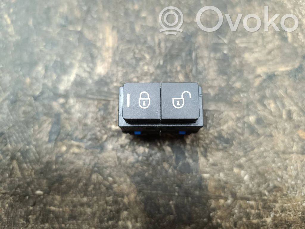 Land Rover Range Rover Sport L494 Central locking switch button 