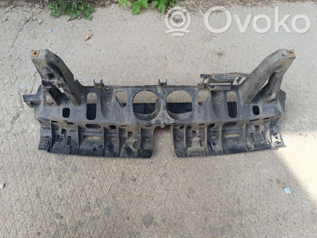 BMW X5 E70 Galinis laikiklis bamperio 